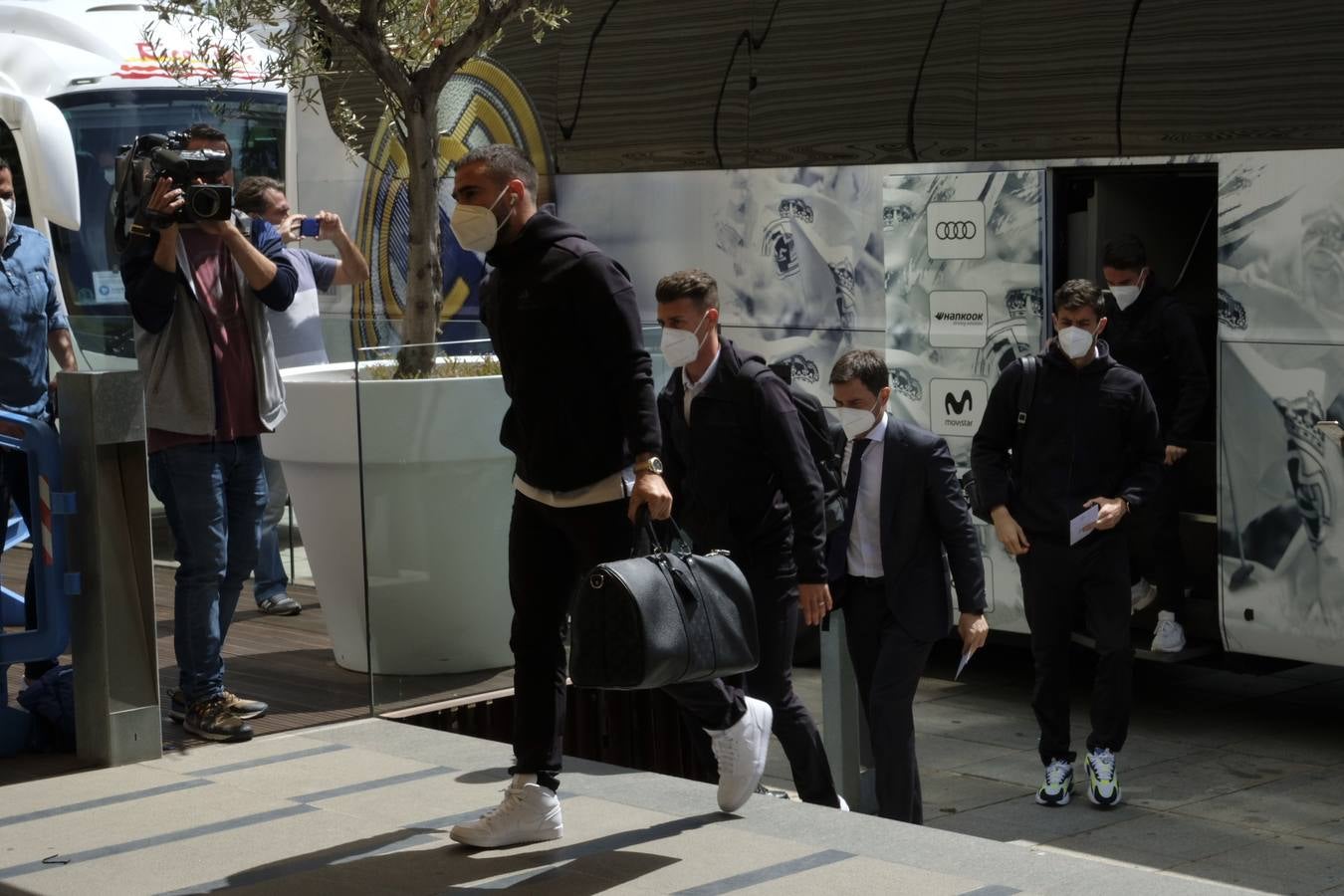 Fotos: La llegada del Real Madrid a Cádiz