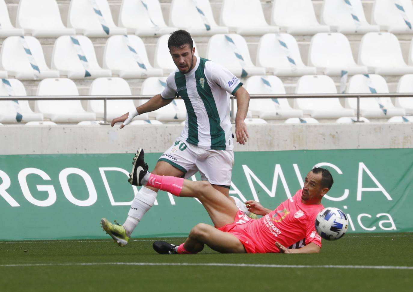 Las mejores imágenes del Córdoba CF - Tamaraceite