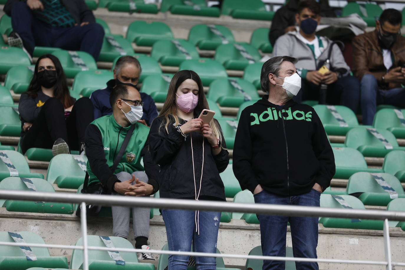 En imágenes, el ambiente del Córdoba CF - Tamaraceite