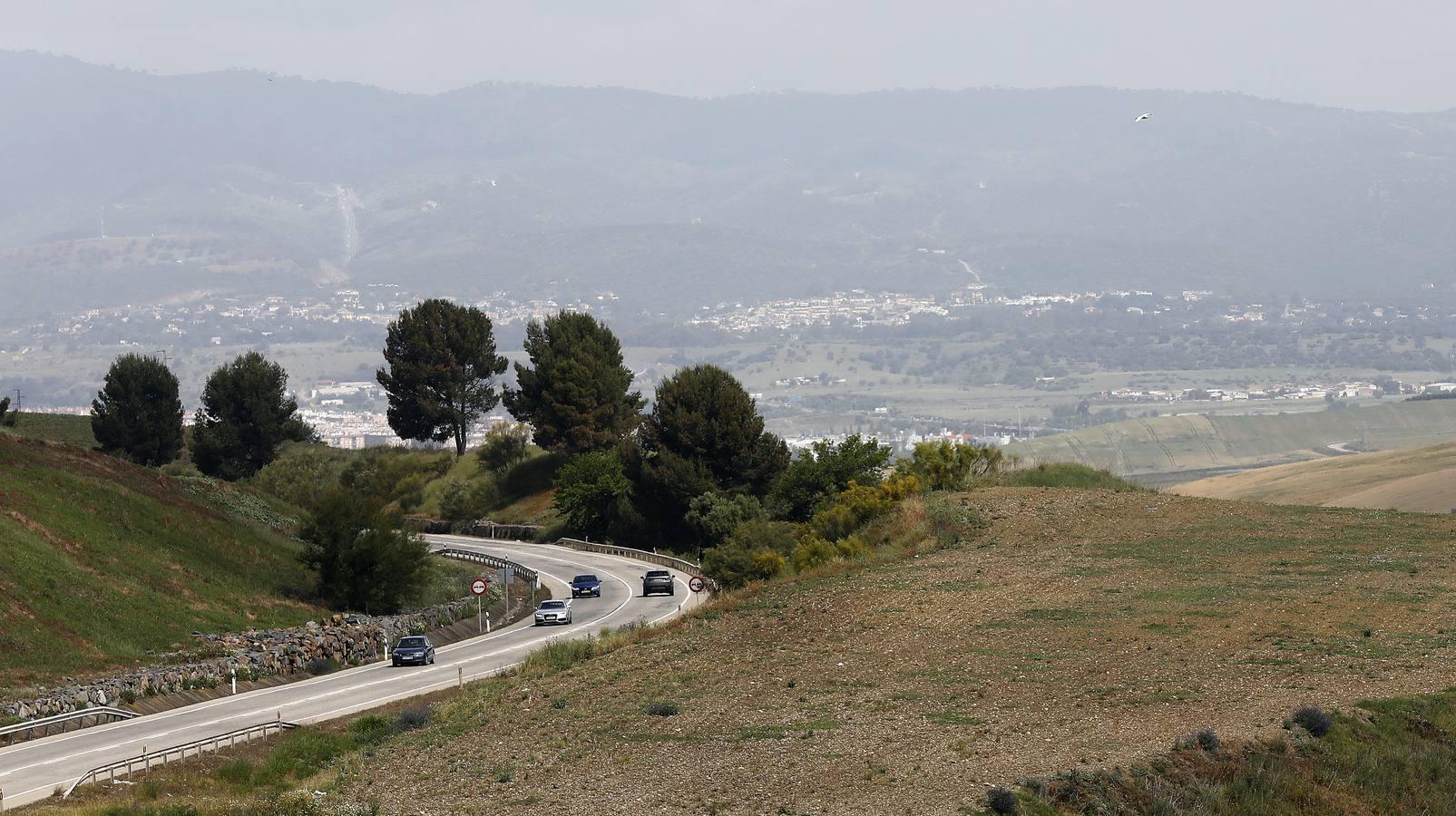 Así está la carretera N-432 a su paso por Córdoba, en imágenes