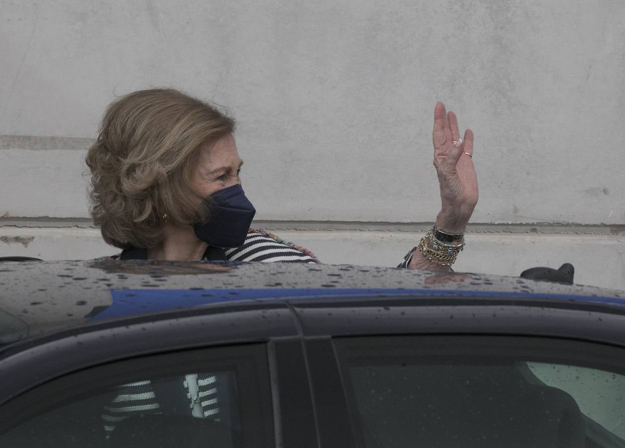 Visita de Su Majestad la Reina Doña Sofía al Banco de Alimentos de Sevilla