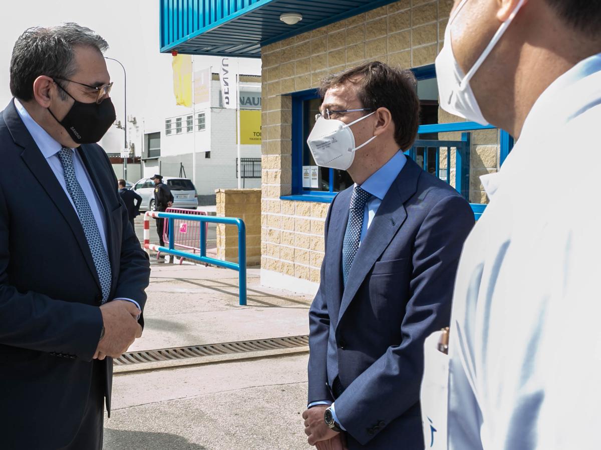 Pedro Sánchez visita las instalaciones de la farmacéutica Janssen en Toledo