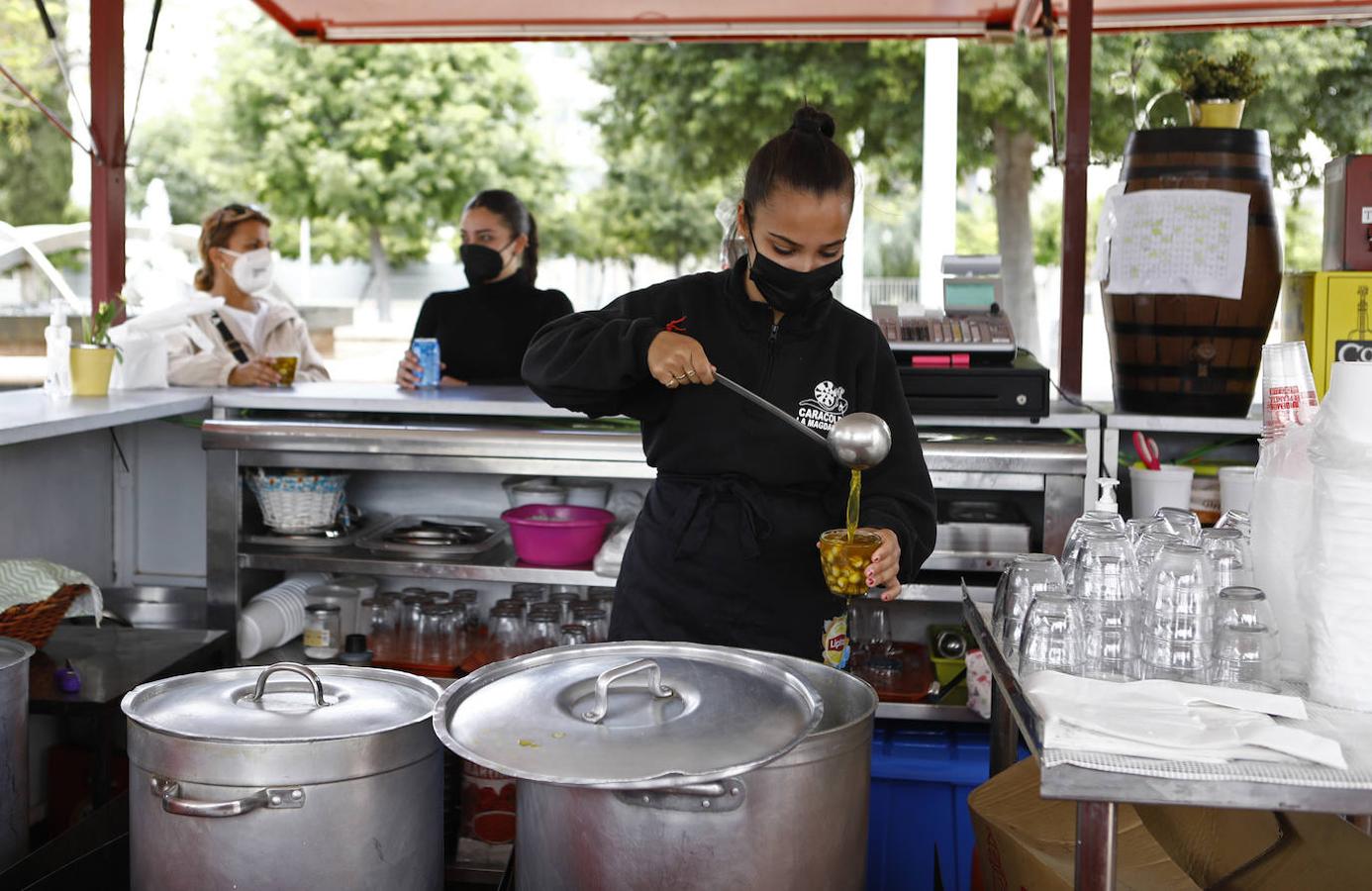 La cordobesa costumbre de los caracoles, en imágenes