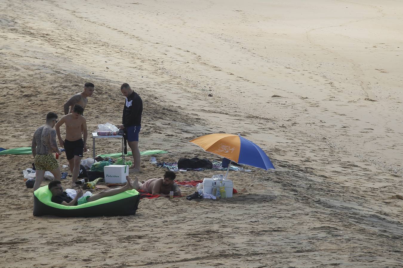 Ambiente este sábado en algunas playas onubenses