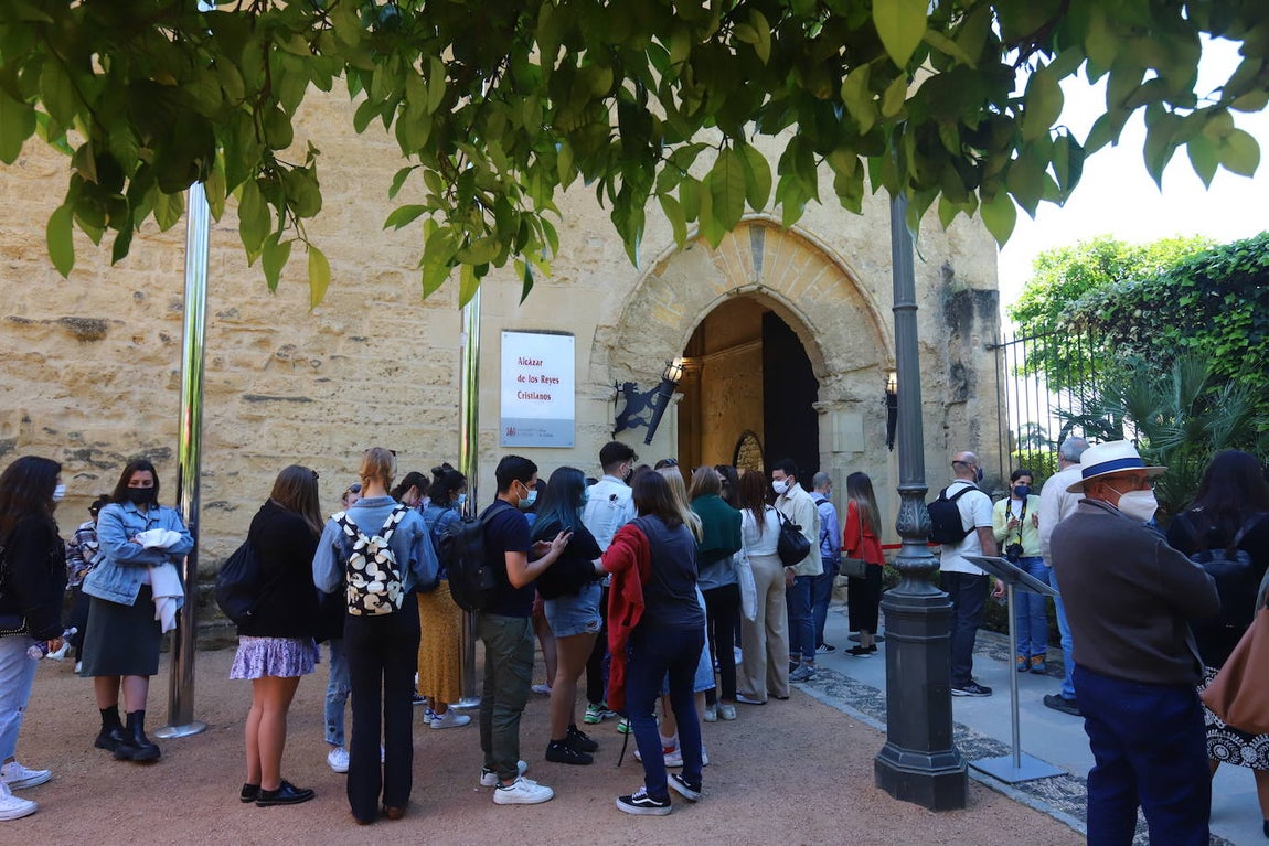 El ambiente en la Judería y el Centro de Córdoba, en imágenes