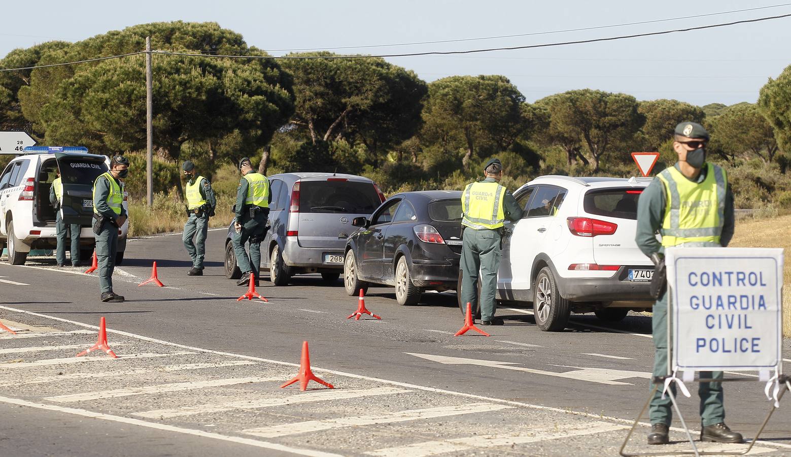 Controles a la entrada de Matalascañas