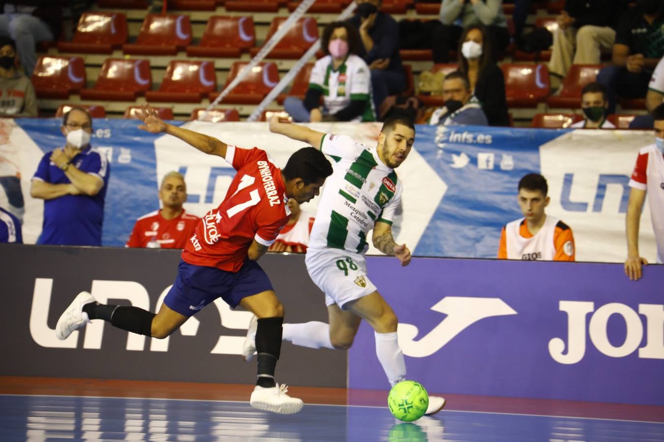 El empate entre el Córdoba Patrimonio y el Osasuna, en imágenes