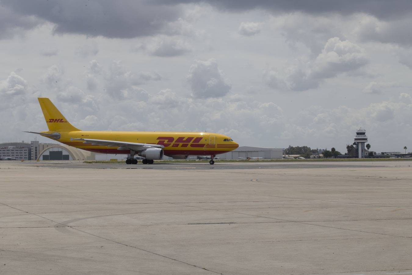 Obras en el aeropuerto de Sevilla