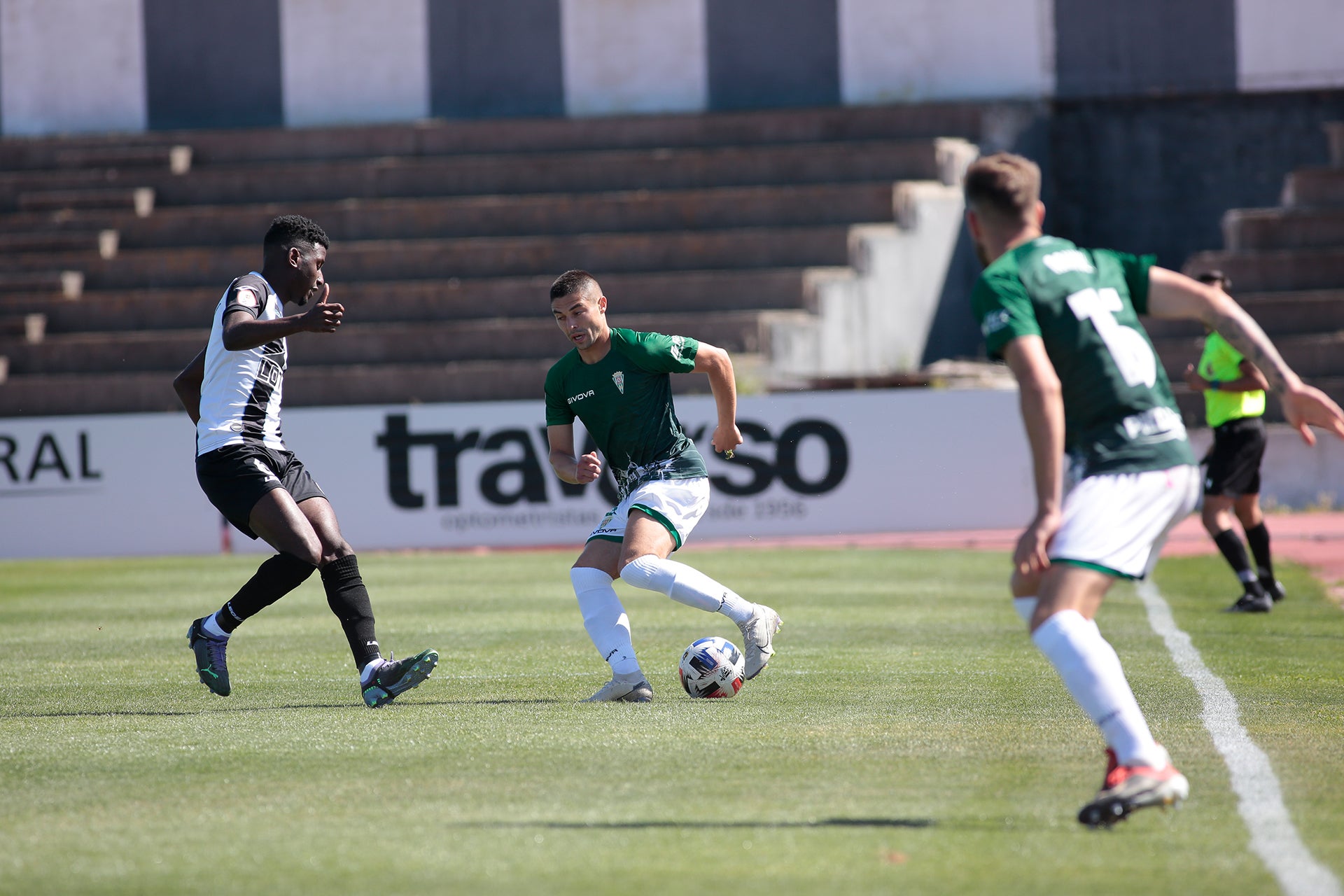 Las mejores imágenes del Linense - Córdoba CF