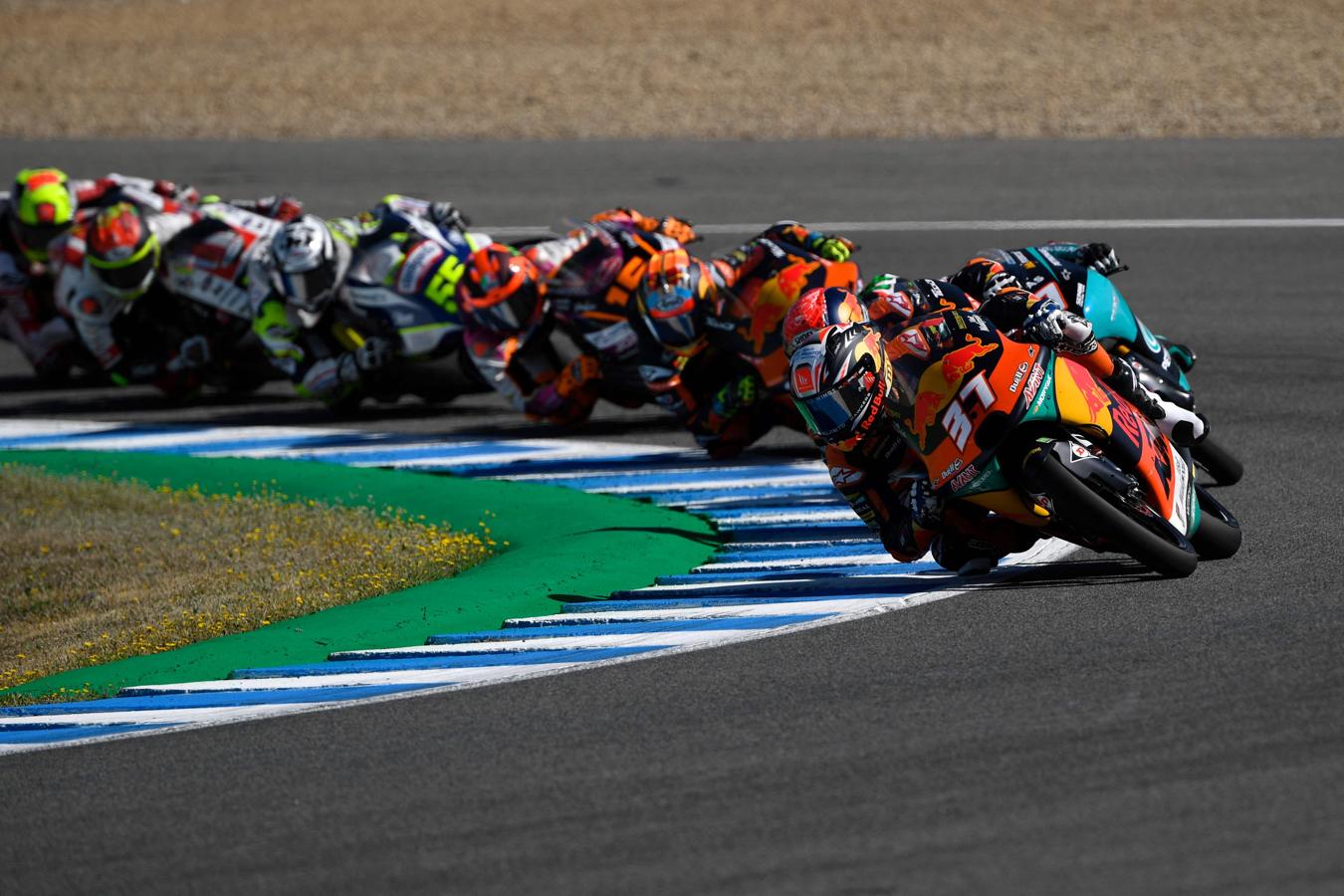 FOTOS: La carrera de Moto3 en MotoGP Jerez 2021