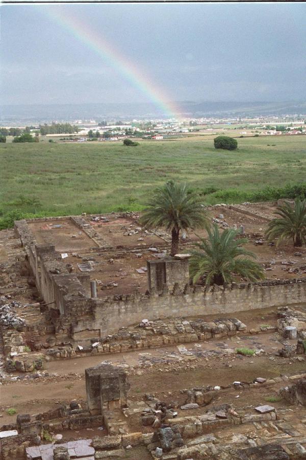 La inauguración de &#039;Los Omeyas&#039; de Córdoba 20 años después, en imágenes