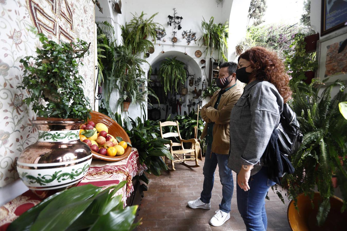 Patios de Córdoba 2021 | La ruta de Santiago y San Pedro, en imágenes