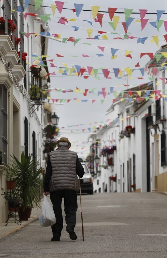 Cañete de las Torres y su paraíso floral, en imágenes