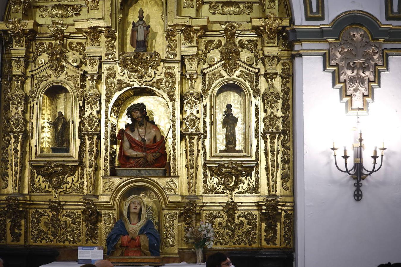 La nueva iluminación de la iglesia de San Francisco de Córdoba, en imágenes