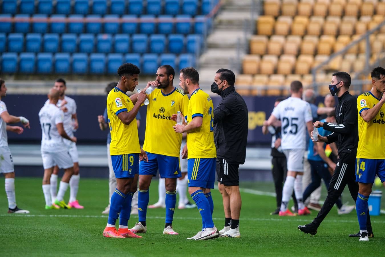 Fotos: Partido Cádiz-Huesca