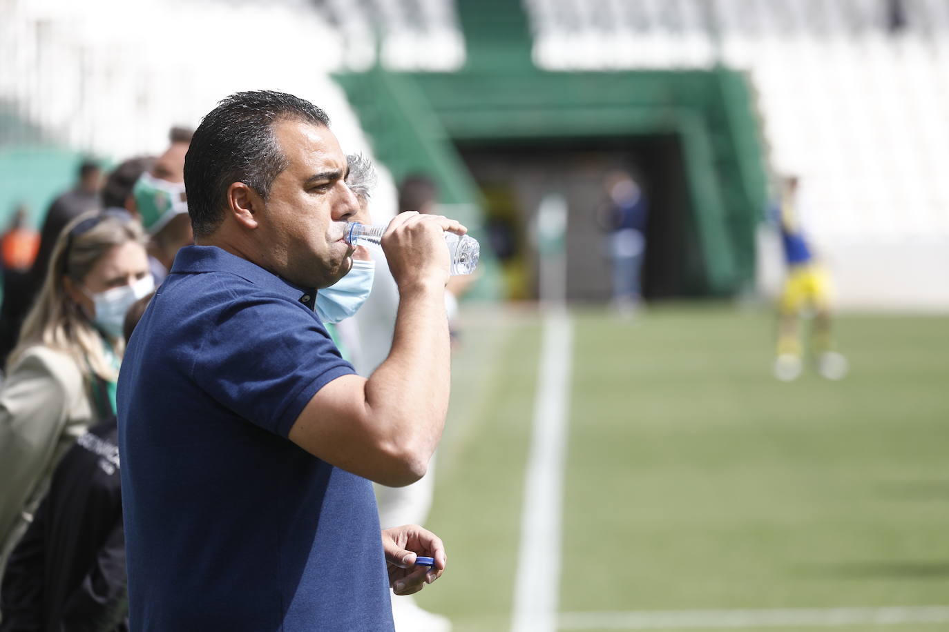 El ambiente en El Arcángel en el Córdoba CF - Cádiz B, en imágenes