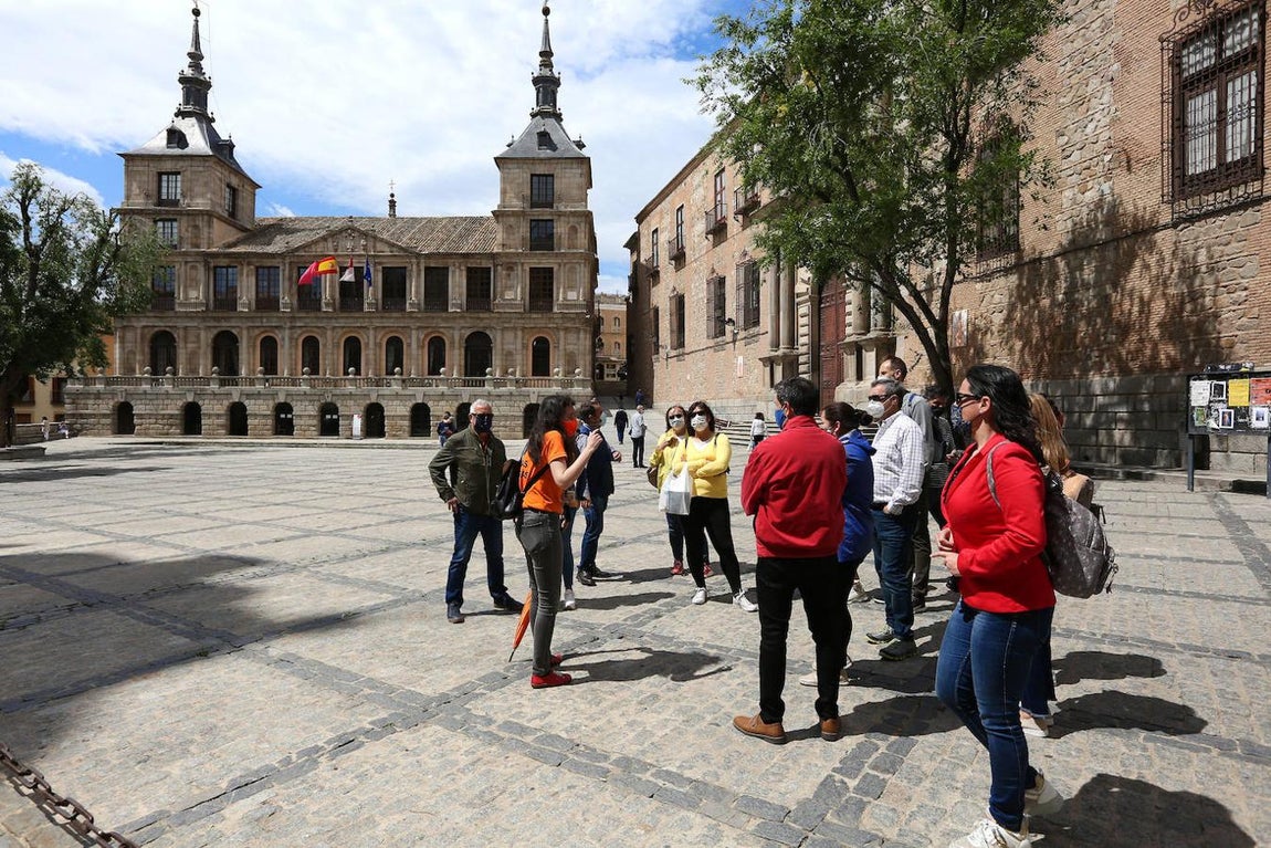Regresan poco a poco los turistas a Toledo