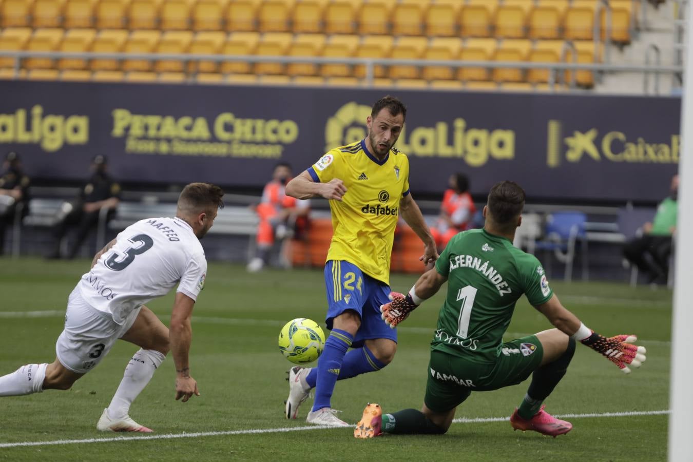 Fotos: Partido Cádiz-Huesca