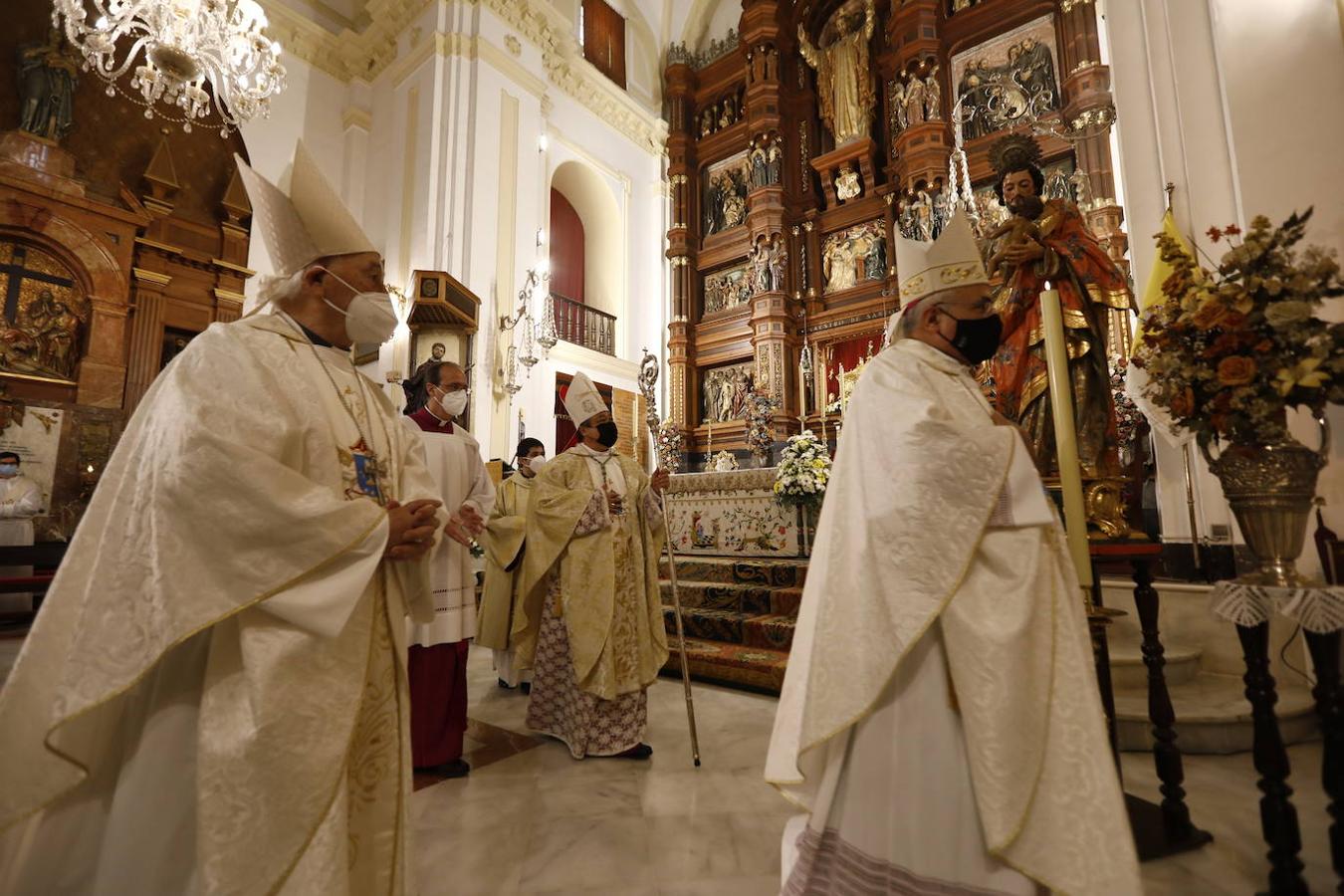 La misa en Montilla del Nuncio del Papa, en imágenes