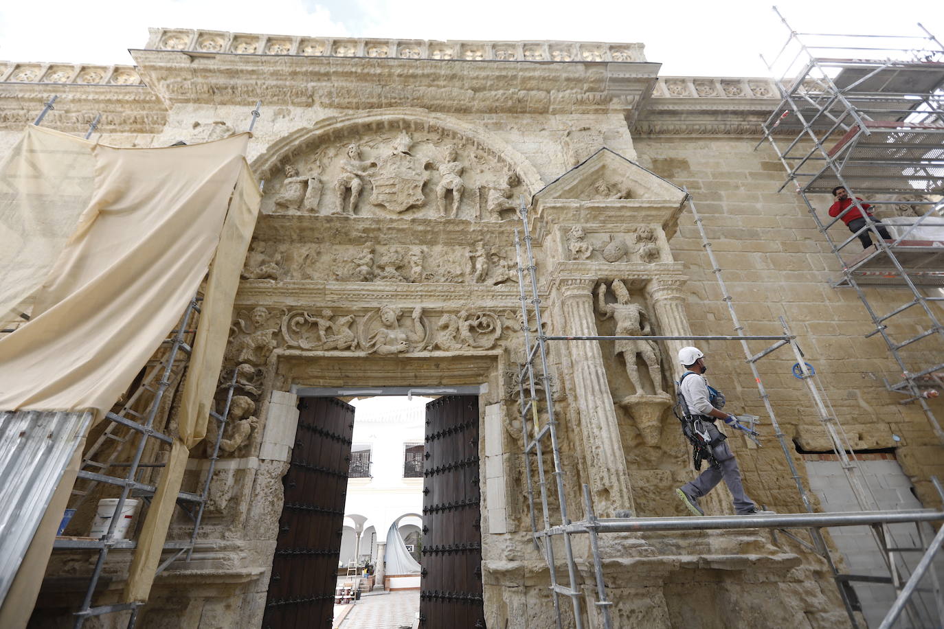 La nueva fachada del Museo Arqueológico de Córdoba, en imágenes