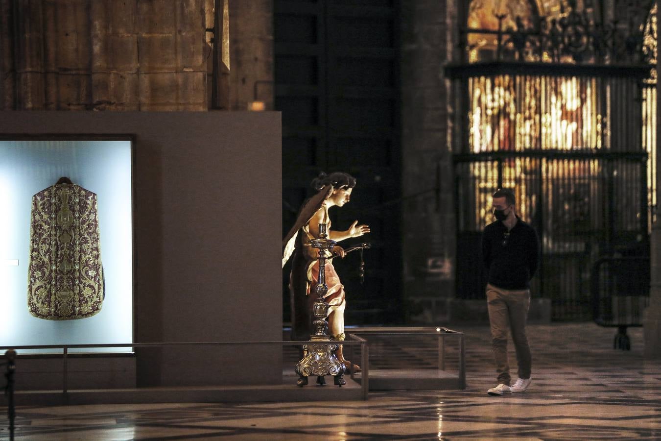 Vuelven las visitas a la Catedral de Sevilla tras el estado de alarma