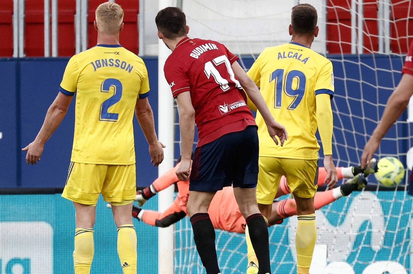 FOTOS: Las imágenes del Osasuna - Cádiz