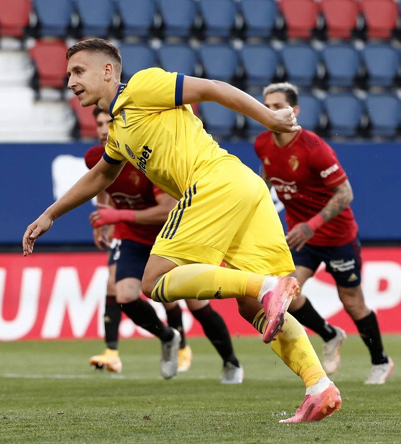 FOTOS: Las imágenes del Osasuna - Cádiz