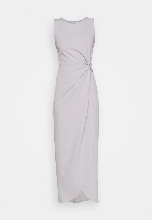 Vestido midi en tono lila empolvado de la marca Wal G. de venta en Zalando (46,99€). 