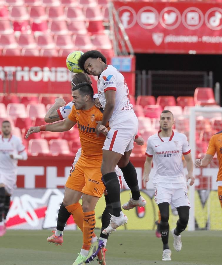 Partido entre el Sevilla F.C. y el Valencia C.F.