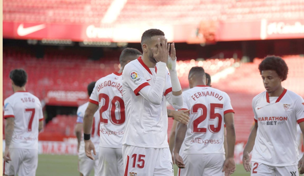 Partido entre el Sevilla F.C. y el Valencia C.F.