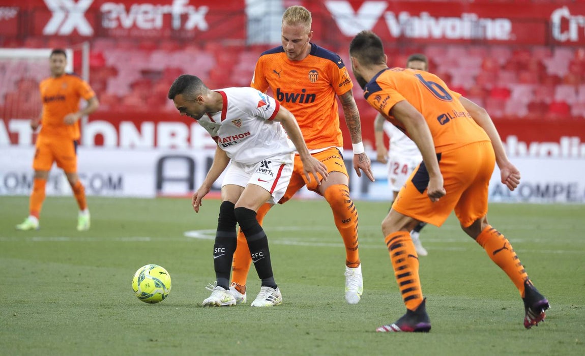 Partido entre el Sevilla F.C. y el Valencia C.F.