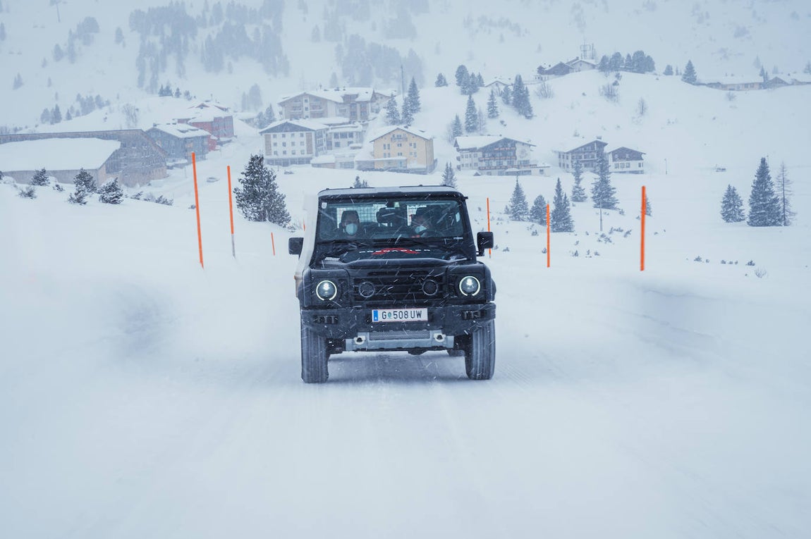 El Ineos Grenadier se somete a las pruebas todo terreno previas a su lanzamiento