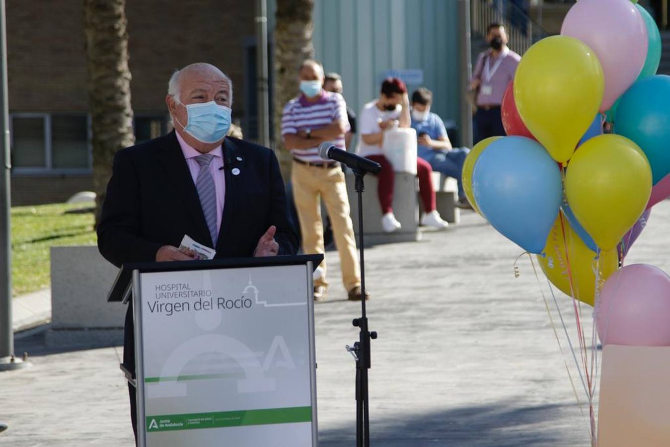 Presentación de los actos conmemorativos preparados para celebrar el 50 aniversario de los hospitales Infantil y de la Mujer del Virgen del Rocío