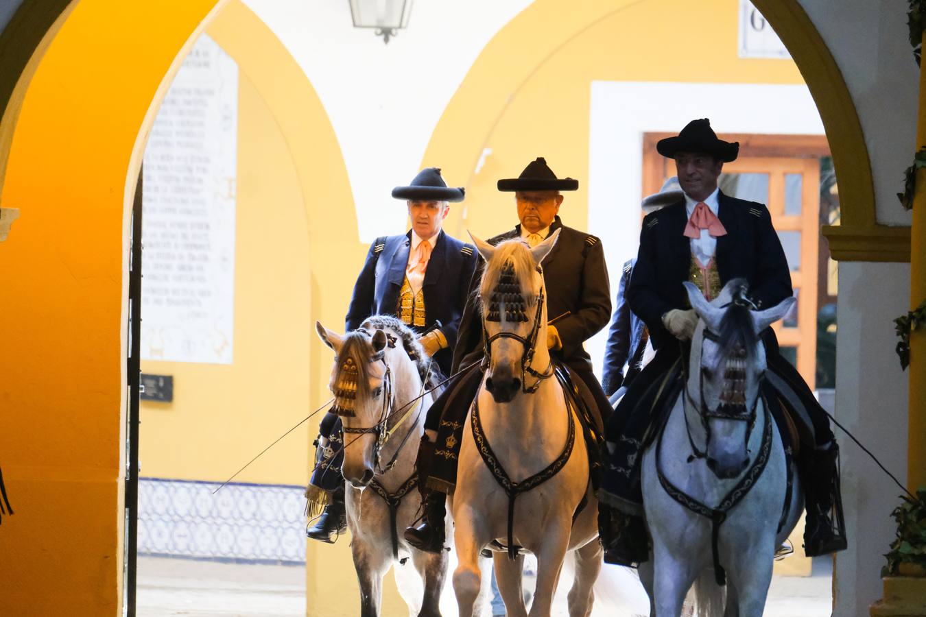 Cálido «regalo» de la Real Escuela a su fundador Álvaro Domecq por toda una vida dedicada al caballo