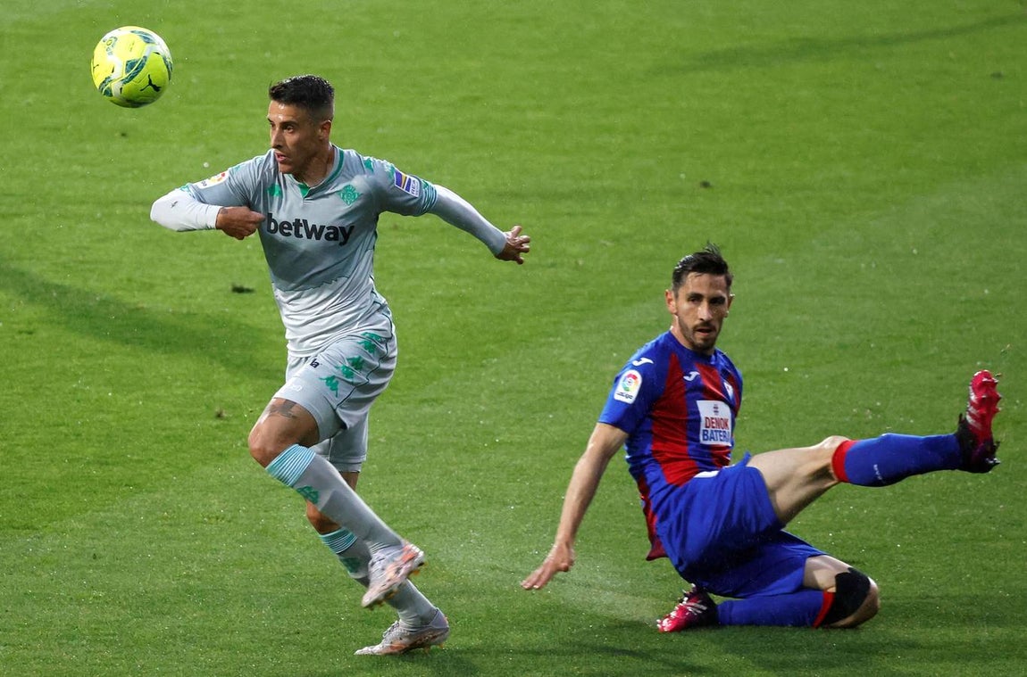 En imágenes, el partido entre el Eibar y el Betis