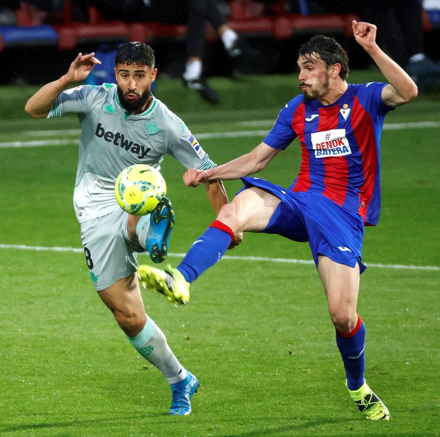 En imágenes, el partido entre el Eibar y el Betis