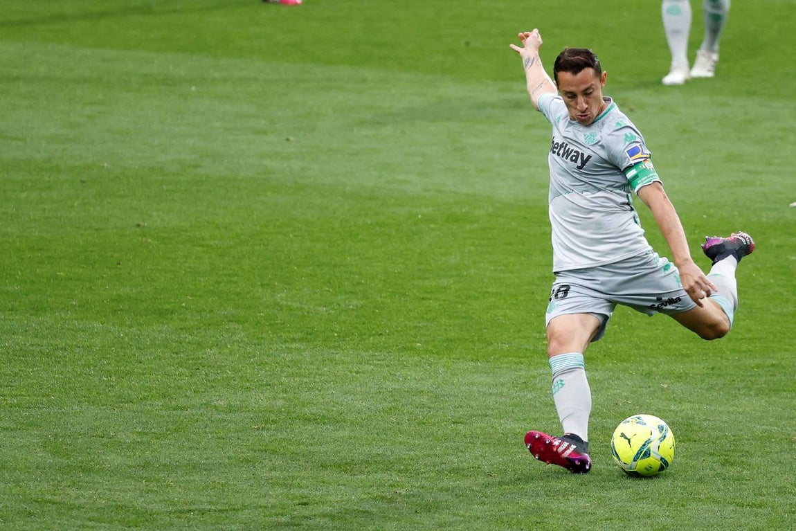 En imágenes, el partido entre el Eibar y el Betis