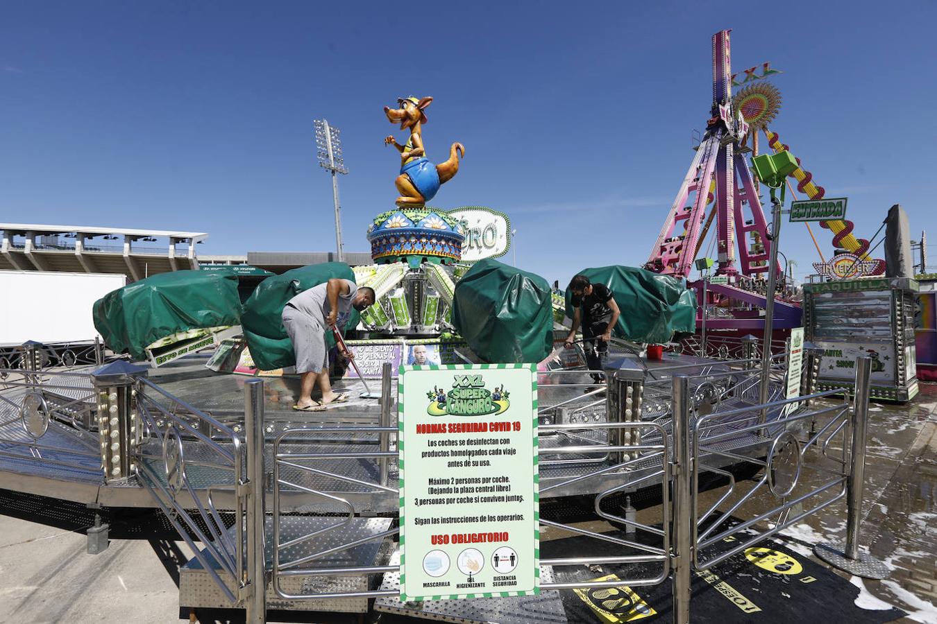 Vive Park Córdoba y los preparativos del parque de atracciones en el Arenal, en imágenes