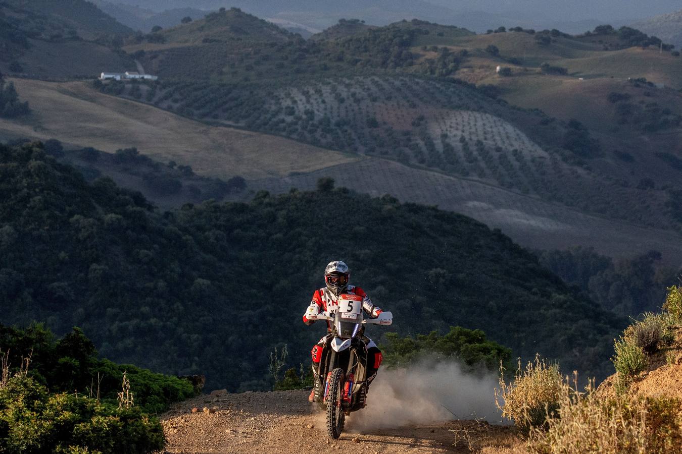 El paso de Carlos Sainz por Palma del Río y Santaella con el Andalucía Rally, en imágenes