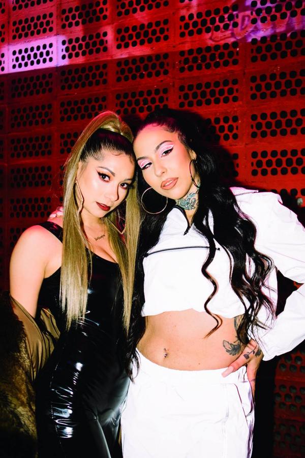 Bea Pelea y la Goony Chonga. 