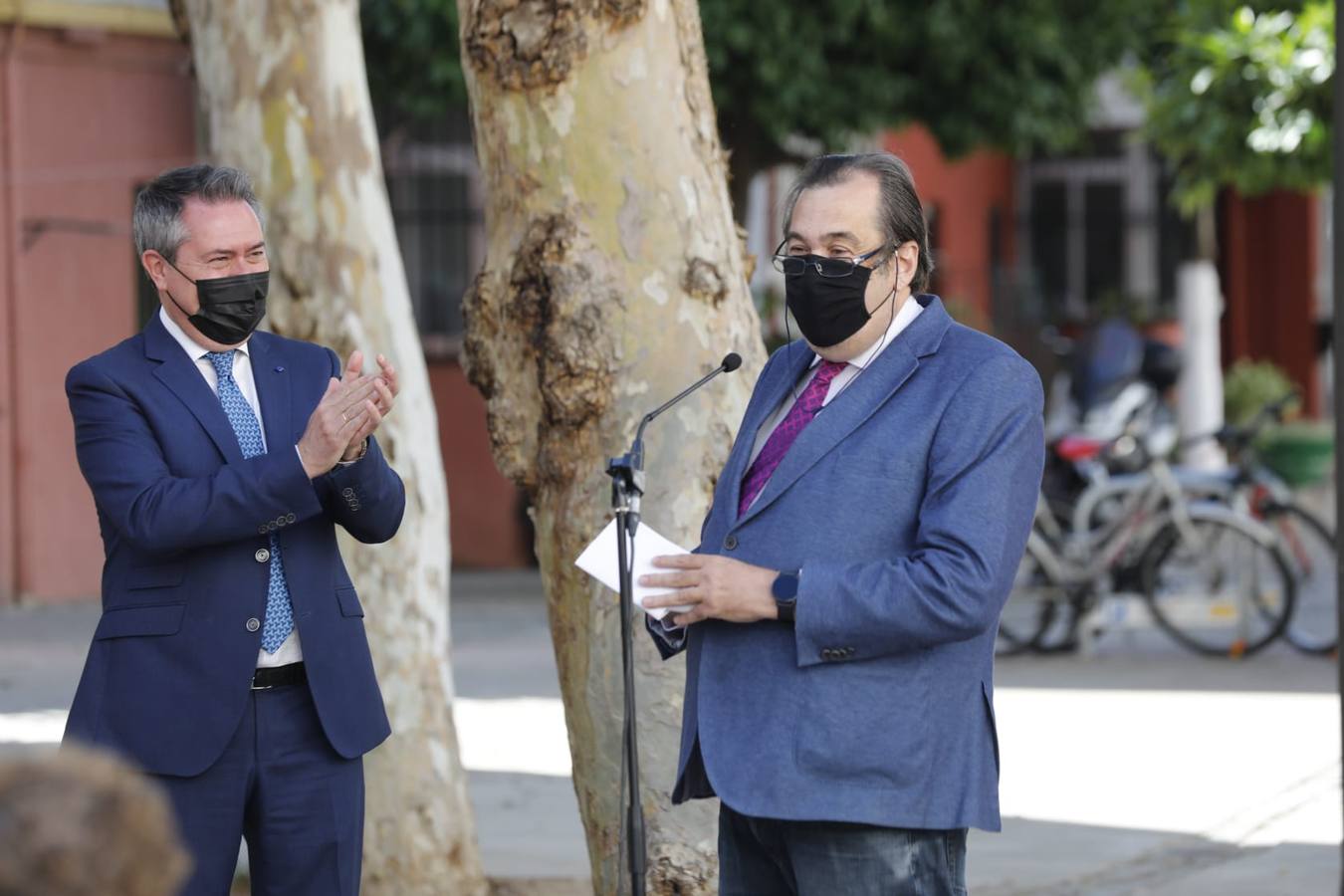 Los fotógrafos Serrano ya tienen calle en Sevilla