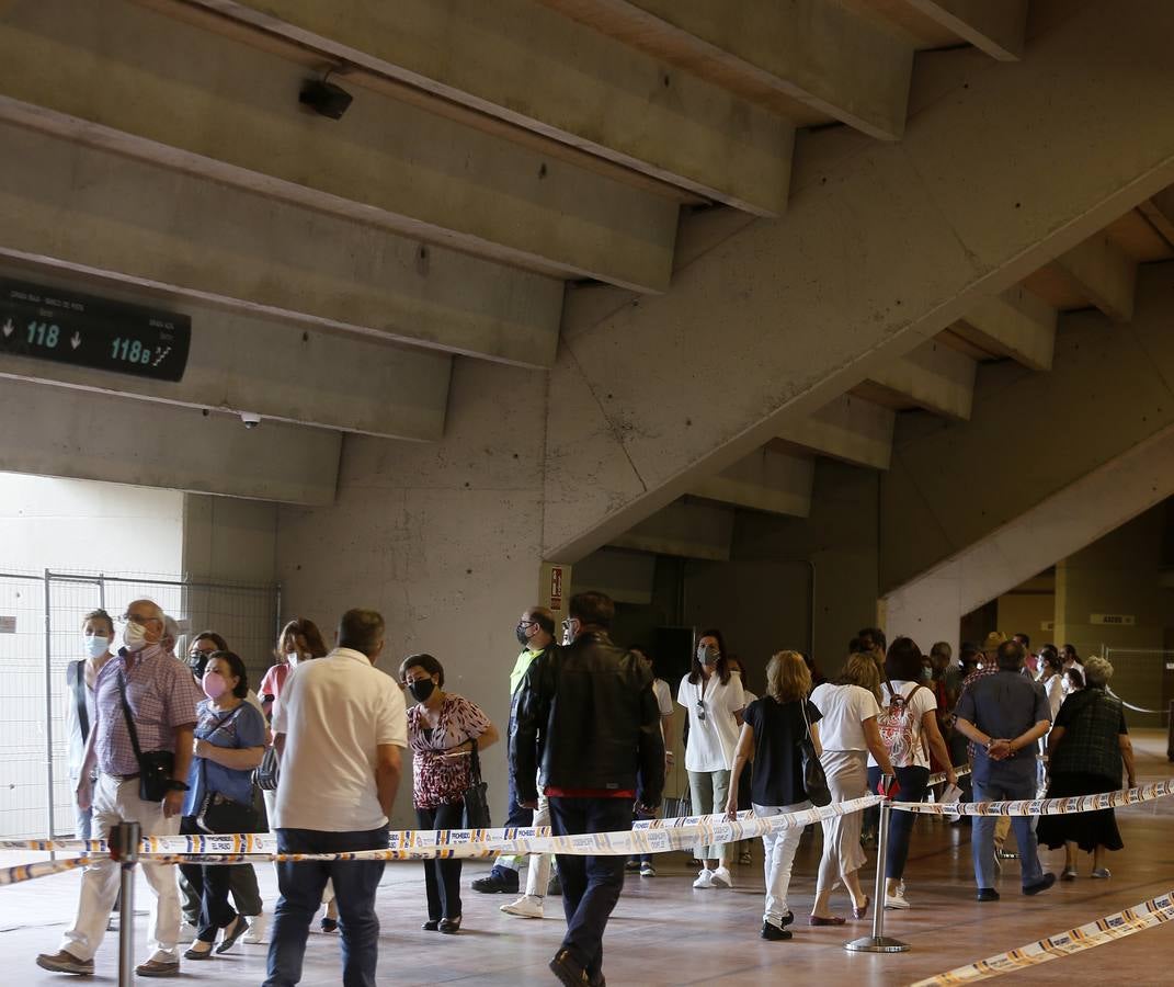 El estadio de la Cartuja cumple un mes como centro de vacunación masiva