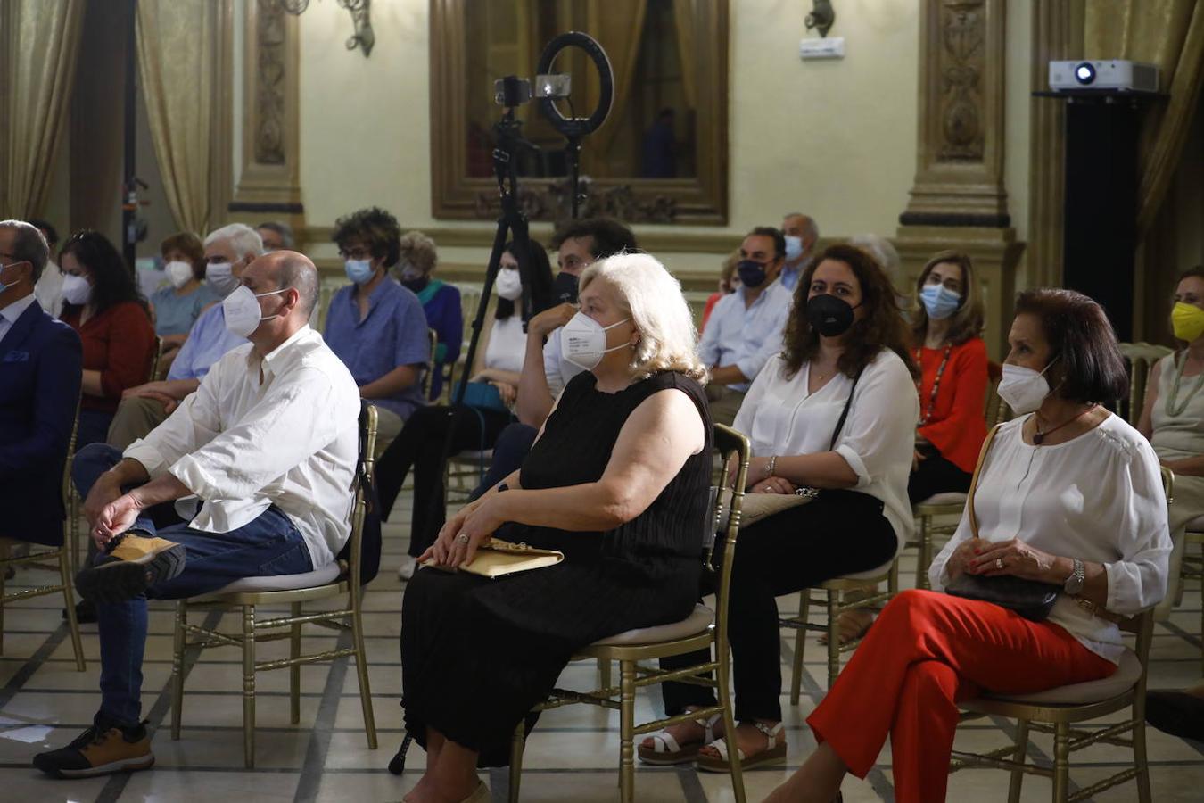 La conferencia de Pablo Manuel Díez en Córdoba, en imágenes