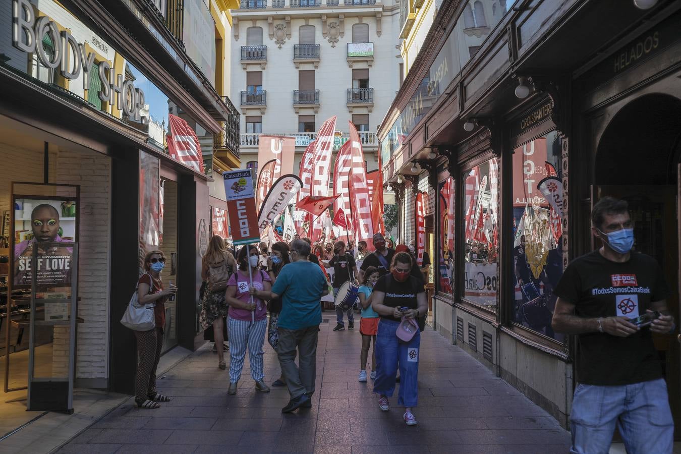 Manifestación en Sevilla contra el ERE de Caixabank