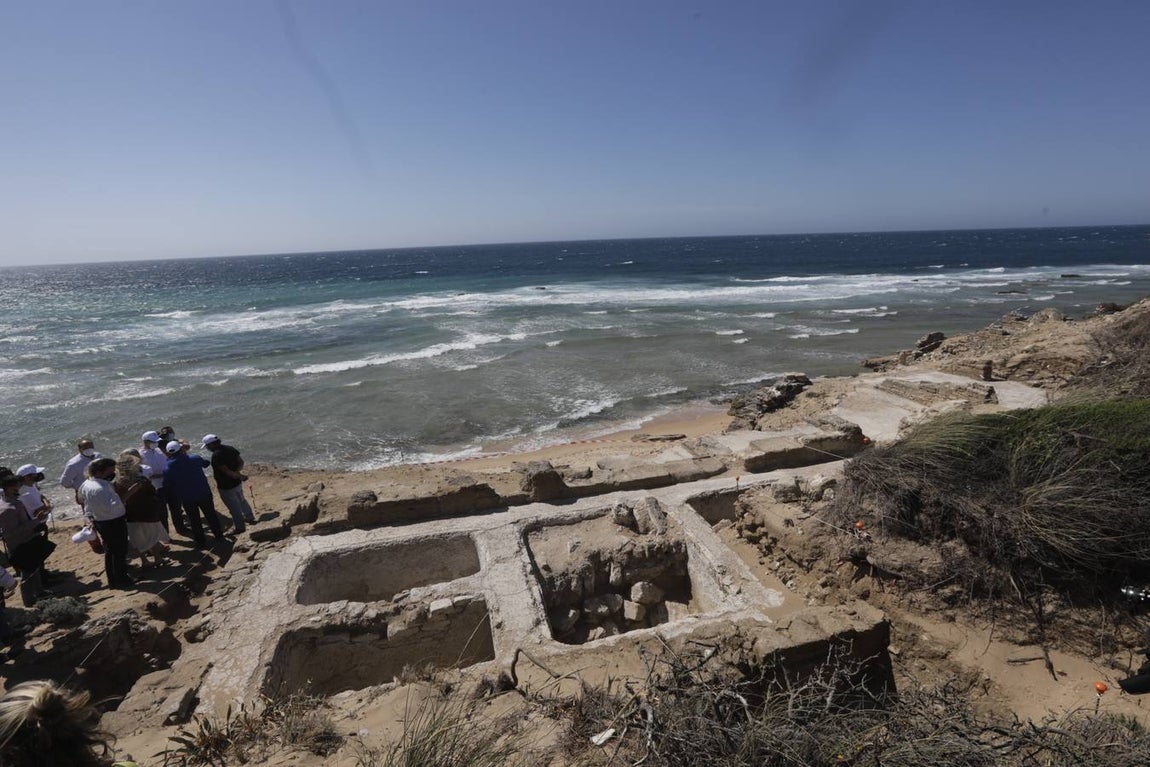 El yacimiento de Caños de Meca, en fotos: una necrópolis de la Edad de Bronce, termas, piscifactoría...