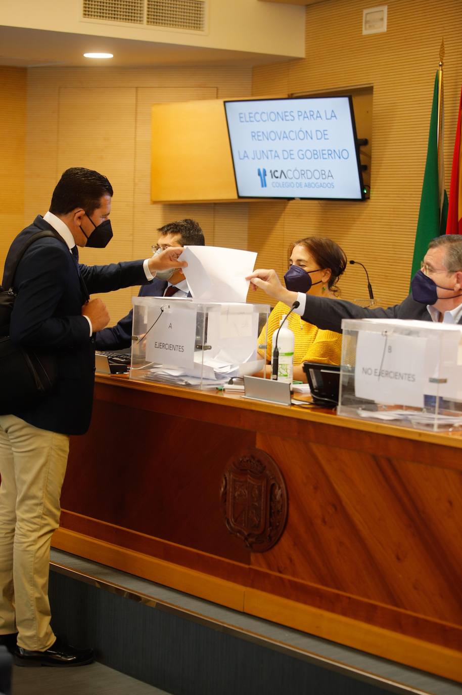 Las elecciones en el Colegio de Abogados de Córdoba, en imágenes