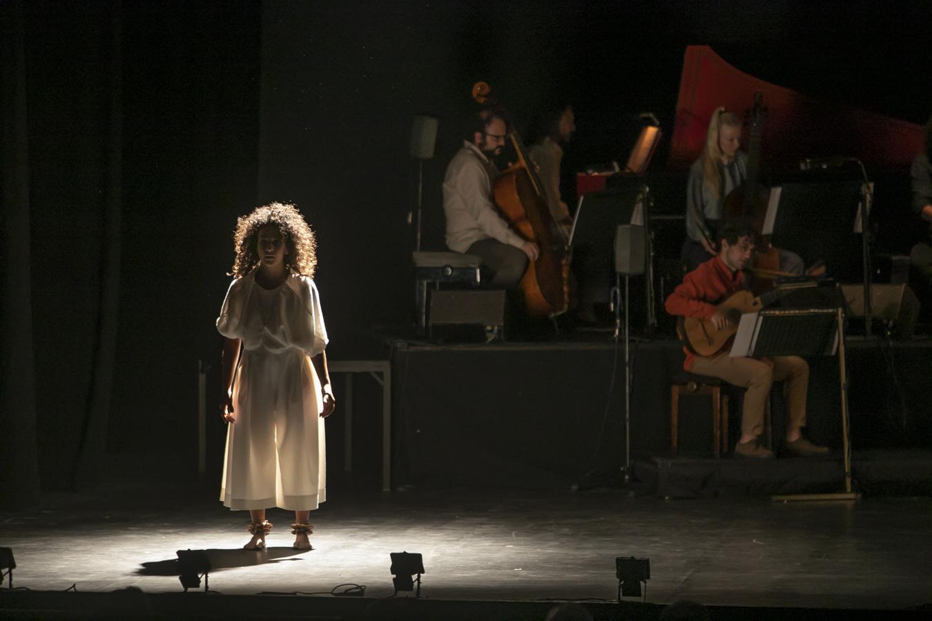 El espectáculo &#039;Gugurumbé&#039; en el Gran Teatro de Córdoba, en imágenes