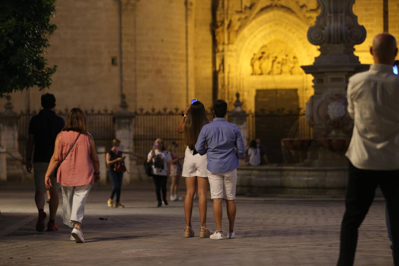 Ambiente de la calle Mateos Gago