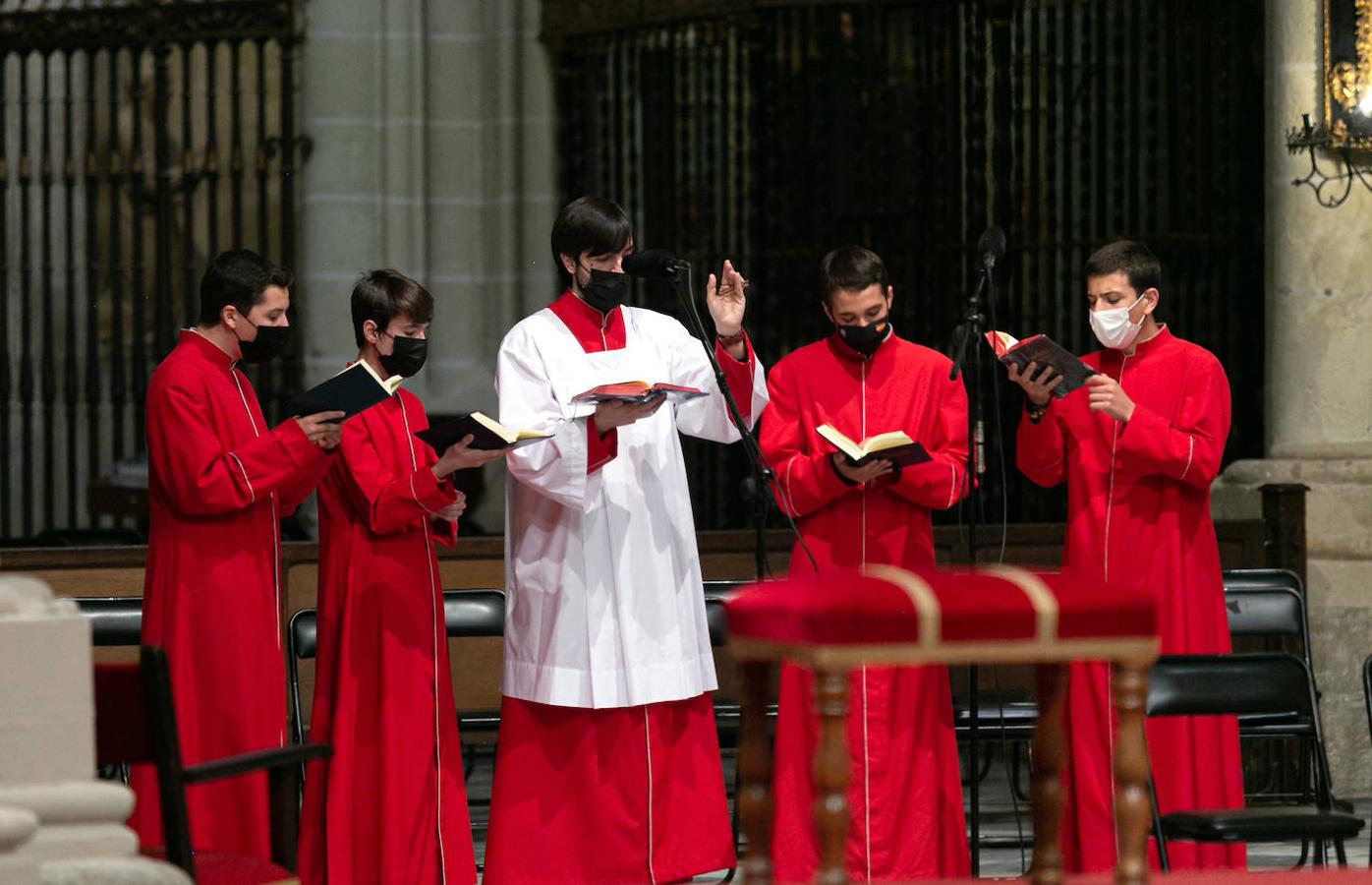 Los &#039;reviernes&#039; del Cristo de la Vega, en la catedral de Toledo