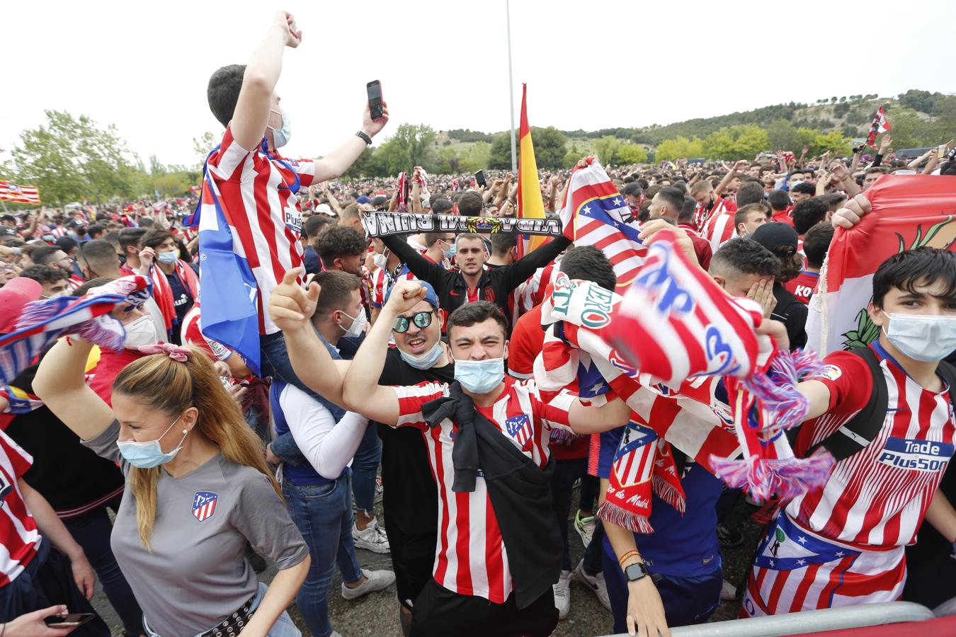 El Atlético gana la Liga: Las imágenes de las horas previas y de la celebración en Valladolid